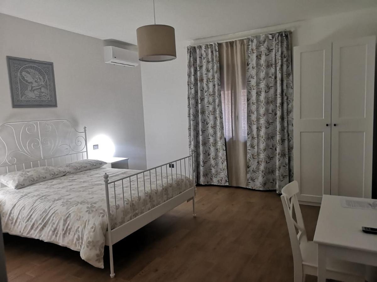 Bed And Breakfast Il Sole -Cinquefrondi ภายนอก รูปภาพ