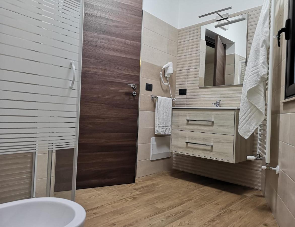 Bed And Breakfast Il Sole -Cinquefrondi ภายนอก รูปภาพ